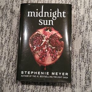 Midnight Sun by Stephenie Meyer